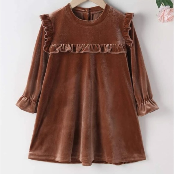 Other - 5•20$ Velour Brown Girl Dress